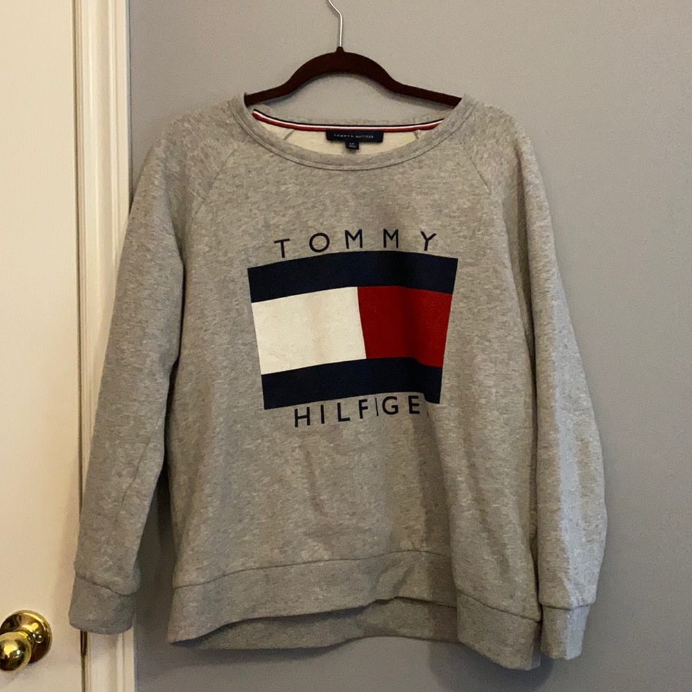 Tommy Hilfiger Logo Sweatshirt